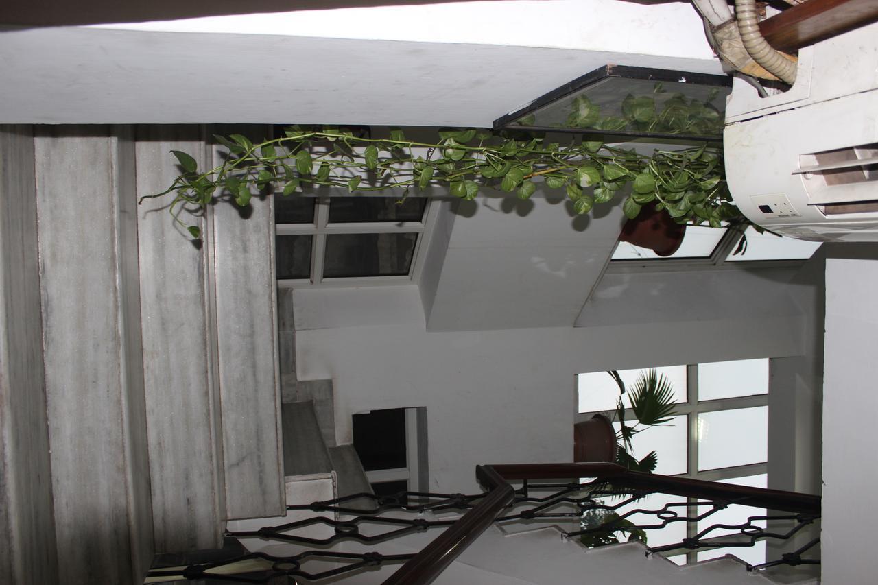 Batra Holiday Home - Couple Friendly Stays Delhi  Exterior photo