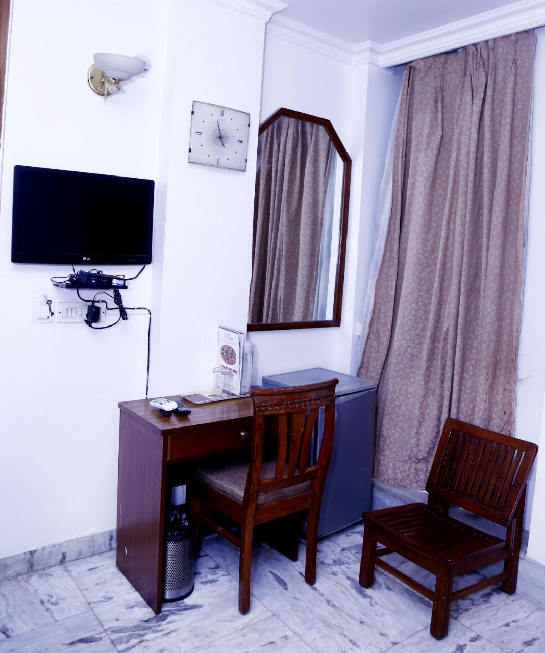 Batra Holiday Home - Couple Friendly Stays Delhi  Exterior photo