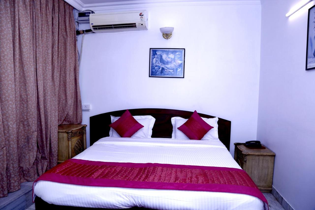 Batra Holiday Home - Couple Friendly Stays Delhi  Exterior photo