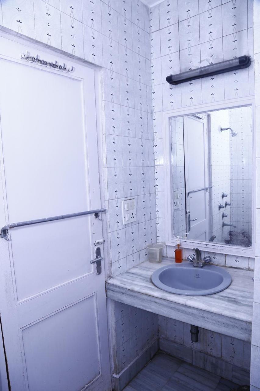 Batra Holiday Home - Couple Friendly Stays Delhi  Exterior photo